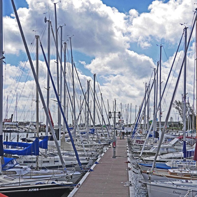 marina-2939712_1280.jpg